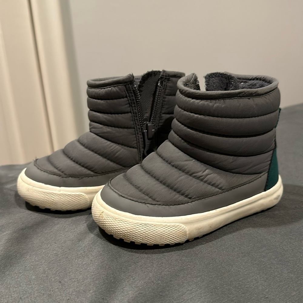 Cat & Jack Toddler Boots